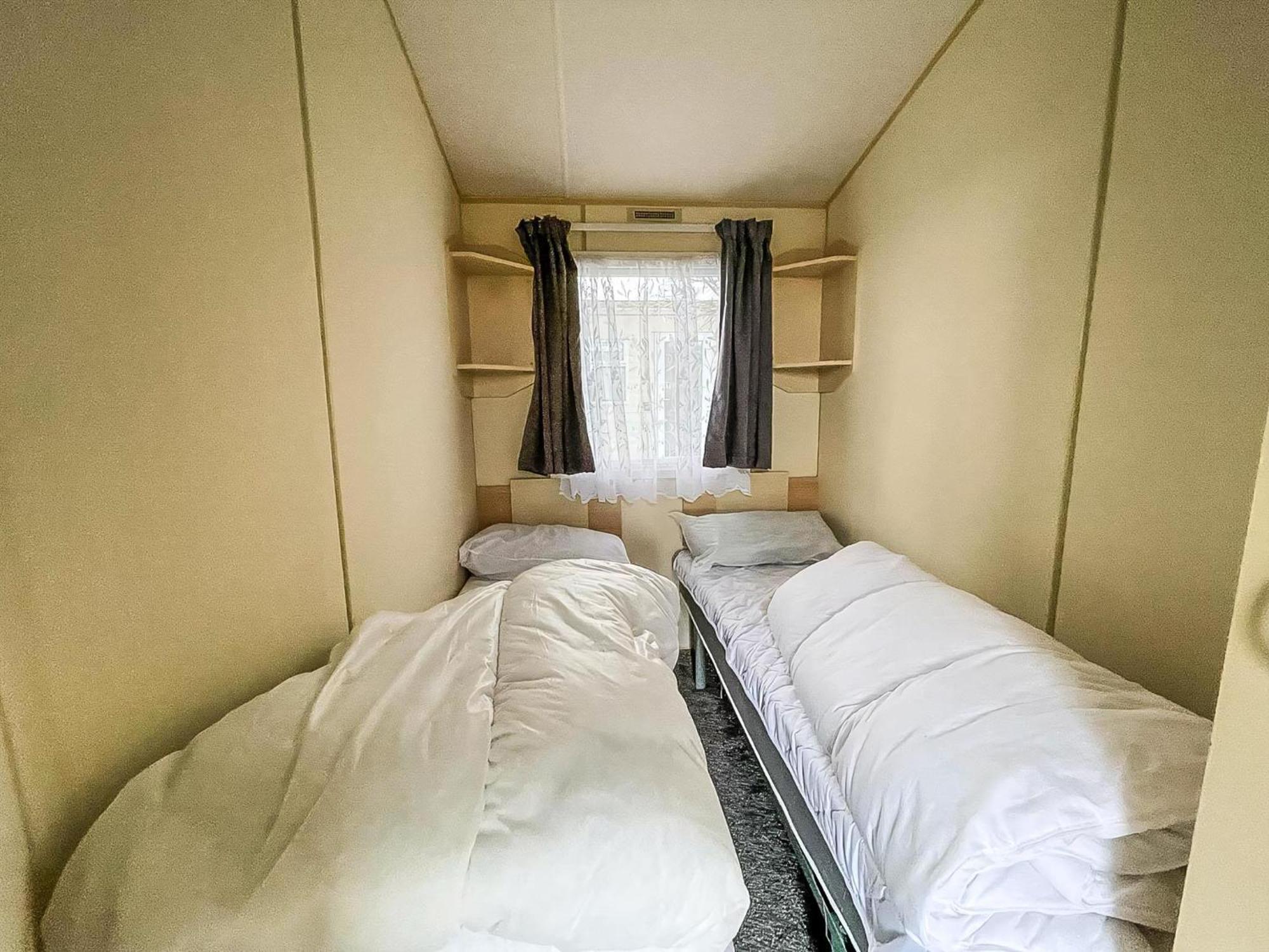 Campingplatz Lovely Caravan At Valley Farm Park, Sleeps 8 Ref 46127v *